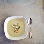 creamy cauliflower soup (without cream!)